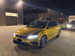 Gelb Gebraucht 2018 VW Golf Join Limousine | 12.750 € (Guter Preis)