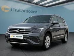 Grau Gebraucht 2024 VW Tiguan SUV | 33.299 € (Guter Preis)