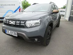 Schiefergrau Gebraucht 2024 Dacia Duster Extreme SUV | 24.990 € (Fairer Preis)