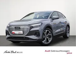 Grau (kieselgrau) Gebraucht 2022 Audi Q4 Sportback e-tron Ambiente SUV | 30.570 € (Fairer Preis)