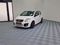 Weiß Gebraucht 2010 Citroën C2 VTR Sport Kleinwagen | 500 €