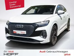 Gletscherweiß metallic Gebraucht 2022 Audi Q4 Sportback e-tron Ambiente SUV | 38.975 € (Fairer Preis)