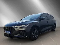 Grau Gebraucht 2024 Ford Focus ST-Line Limousine | 26.190 € (Fairer Preis)