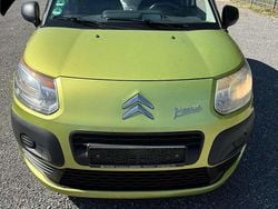 Gelb Gebraucht 2009 Citroën C3 Picasso Advance Van / Kleinbus | 2.500 € (Guter Preis)