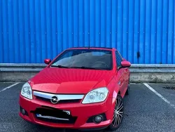 Rot Gebraucht 2007 Opel Tigra Cabrio | 1.999 € (Guter Preis)