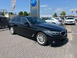 Schwarz Gebraucht 2023 BMW 520 Sport Line Kombi | 36.700 € (Guter Preis)