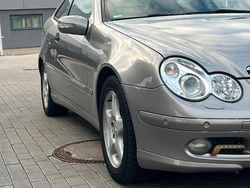 Gold Gebraucht 2003 Mercedes CL180 Coupé | 2.500 €
