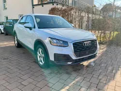 Weiß Gebraucht 2020 Audi Q2 SUV | 18.850 € (Fairer Preis)