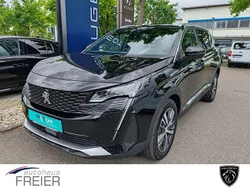 Lackierung schwarz perla nera/ Gebraucht 2023 Peugeot 5008 Allure Van / Kleinbus | 32.990 € (Etwas zu teuer)