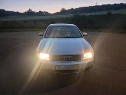 Silber Gebraucht 2002 Audi A4 Limousine | 2.250 € (Etwas zu teuer)