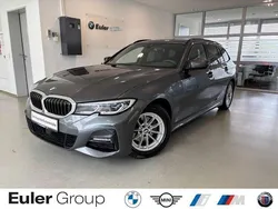 Grau Gebraucht 2021 BMW 320 Performance Kombi | 31.499 € (Guter Preis)