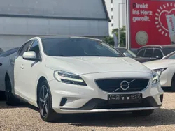 Weiß Gebraucht 2019 Volvo V40 R-Design Kombi | 13.900 € (Guter Preis)