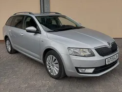 Silber Gebraucht 2016 Skoda Octavia Joy Kombi | 6.700 € (Guter Preis)