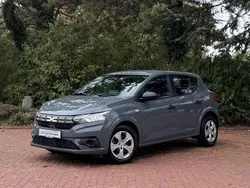 Grau Gebraucht 2024 Dacia Sandero Essentiel Kleinwagen | 13.499 € (Superpreis)