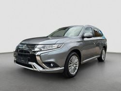 Grau Gebraucht 2019 Mitsubishi Outlander P-HEV Basis SUV | 18.900 € (Guter Preis)