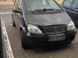 Schwarz Gebraucht 2002 Mercedes A160 Kleinwagen | 590 € (Guter Preis)