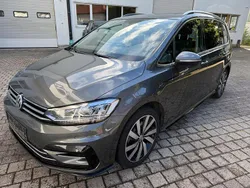 Silber Gebraucht 2017 VW Touran Highline Van / Kleinbus | 19.800 € (Guter Preis)