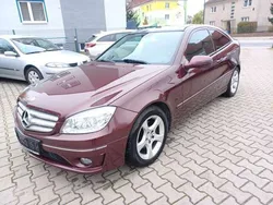 Rot Gebraucht 2009 Mercedes CLC200 Kleinwagen | 7.500 € (Fairer Preis)