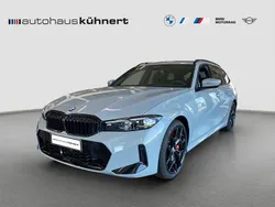 Saphirschwarz metallic Neu 2025 BMW 320 M Sport Kombi | 70.590 €