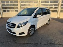 Weiß Gebraucht 2018 Mercedes V200 Van / Kleinbus | 34.510 € (Fairer Preis)