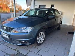 Grau Gebraucht 2015 Seat Toledo Limousine | 4.350 € (Fairer Preis)