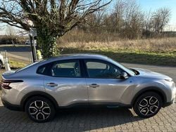 Grau Neu 2024 Citroën e-C4 Feel Limousine | 23.800 € (Superpreis)