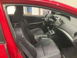 Rot Gebraucht 2016 Honda Civic Elegance Kombi | 10.000 € (Superpreis)