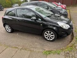 Schwarz Gebraucht 2013 Opel Corsa Edition Kleinwagen | 3.950 € (Guter Preis)