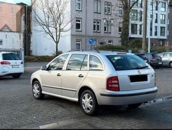 Silber Gebraucht 2003 Skoda Fabia Comfort Kombi | 950 € (Superpreis)