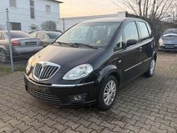 Schwarz Gebraucht 2008 Lancia Musa Van / Kleinbus | 2.250 € (Fairer Preis)