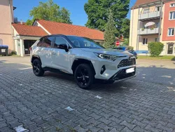 Weiß Gebraucht 2020 Toyota RAV4 SUV | 28.999 € (Guter Preis)