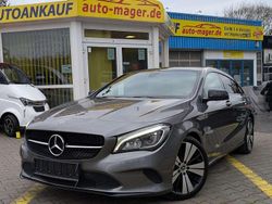 Grau Gebraucht 2018 Mercedes CLA200 Urban Kombi | 17.600 € (Fairer Preis)