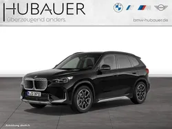 Schwarz Gebraucht 2024 BMW iX1 xLine SUV | 43.990 € (Fairer Preis)