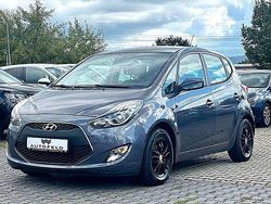 Grau Gebraucht 2015 Hyundai ix20 Van / Kleinbus | 7.950 € (Fairer Preis)