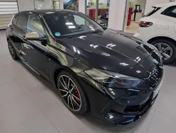 Schwarz Gebraucht 2023 BMW M135 Shadowline Kleinwagen | 44.200 € (Teuer)
