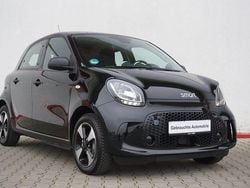 Schwarz (metallic) Gebraucht 2020 Smart ForFour Electric Drive Kleinwagen | 7.190 € (Guter Preis)