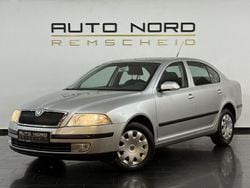 Silber Gebraucht 2005 Skoda Octavia Ambiente Limousine | 1.990 € (Etwas zu teuer)