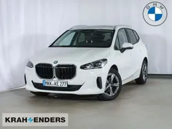 Weiss Gebraucht 2024 BMW 218 Comfort Edition Limousine | 42.880 €
