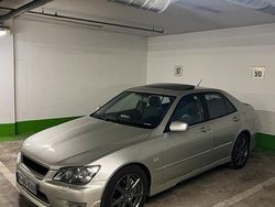 Silber Gebraucht 2004 Lexus IS200 Limousine | 6.600 €