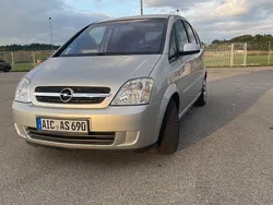 Silber Gebraucht 2005 Opel Meriva Van / Kleinbus | 1.200 € (Guter Preis)