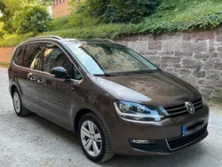 Braun Gebraucht 2012 VW Sharan Match Van / Kleinbus | 8.900 € (Teuer)