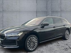 Onyxschwarz metallic Gebraucht 2024 Skoda Superb LAURIN & KLEMENT Kombi | 39.470 € (Fairer Preis)