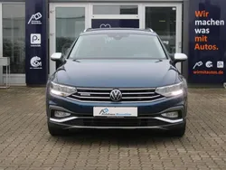 Aquamarinblau Gebraucht 2021 VW Passat Alltrack Kombi | 29.750 € (Fairer Preis)
