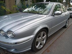 Silber Gebraucht 2007 Jaguar X-type Executive Limousine | 3.999 € (Fairer Preis)