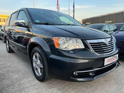 Grau Gebraucht 2012 Lancia Voyager Gold Van / Kleinbus | 8.999 € (Guter Preis)