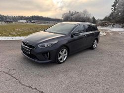 Grau Gebraucht 2019 Kia Ceed Sportswagon Spirit Kombi | 16.900 € (Fairer Preis)