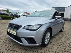 Silber Gebraucht 2022 Seat Ibiza Style Limousine | 17.990 € (Fairer Preis)