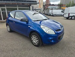Blau Gebraucht 2011 Hyundai i20 Edition+ Kleinwagen | 1.600 € (Guter Preis)