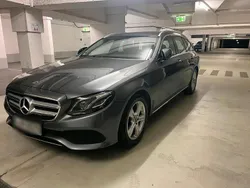 Grau Gebraucht 2017 Mercedes E200 Kombi | 21.300 € (Fairer Preis)