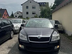 Schwarz Gebraucht 2010 Skoda Octavia Ambiente Kombi | 2.500 € (Guter Preis)